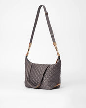 Load image into Gallery viewer, Magnet Medium Sutton Deluxe