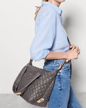 Load image into Gallery viewer, Magnet Medium Sutton Deluxe