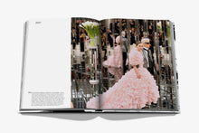 Load image into Gallery viewer, Chanel: The Legend Of An Icon