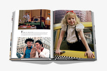 Load image into Gallery viewer, Fifth Avenue: 200 Years of Stories and Legends