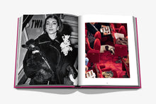 Load image into Gallery viewer, Chic Dogs