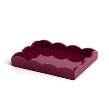 Load image into Gallery viewer, Cherry Small Lacquered Scalloped Tray