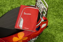 Load image into Gallery viewer, Vespa