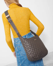 Load image into Gallery viewer, Magnet Medium Parker Deluxe