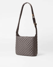 Load image into Gallery viewer, Magnet Medium Parker Deluxe