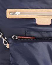 Load image into Gallery viewer, Dawn Medium Metro Tote Deluxe