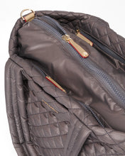 Load image into Gallery viewer, Magnet Large Metro Tote Deluxe