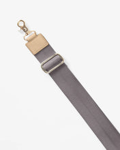 Load image into Gallery viewer, Magnet Large Metro Tote Deluxe