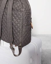 Load image into Gallery viewer, Magnet Metro Backpack Deluxe