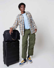 Load image into Gallery viewer, Black Nik Medium