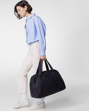 Load image into Gallery viewer, Black Travel Jimmy