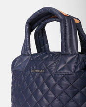 Load image into Gallery viewer, Dawn Small Sutton Deluxe