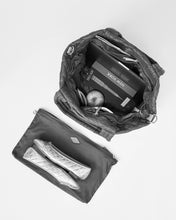 Load image into Gallery viewer, Morning Dove Medium Metro Tote Deluxe
