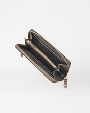 Load image into Gallery viewer, Crosby Long Wallet Magnet
