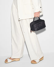 Load image into Gallery viewer, Black Metro Accordion Cosmetic II Black
