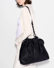 Load image into Gallery viewer, Waverly Shoulder Black
