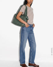 Load image into Gallery viewer, Juniper Medium Sutton Deluxe

