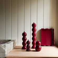 Load image into Gallery viewer, Cherry Small Lacquered Scalloped Tray
