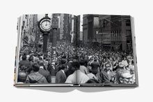 Load image into Gallery viewer, Fifth Avenue: 200 Years of Stories and Legends

