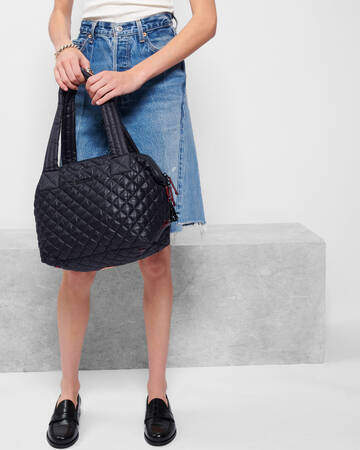 Black Medium Sutton Deluxe