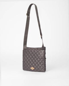 Magnet Medium Flat Metro Crossbody