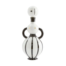 Load image into Gallery viewer, Vienna Small Decanter
